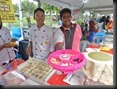 hier haben wir leckere Kekse gekauft, Mega Food Festival in Shah Alam