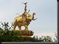 goldener Elefant in Huang Zhong