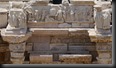 P1510126 erhaltene Reliefs über dem Theatertorbogen